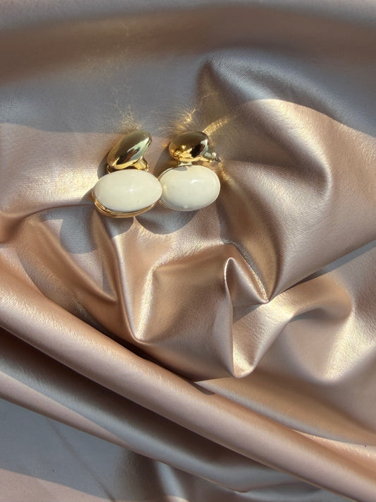 Vanilla Pearl Earrings