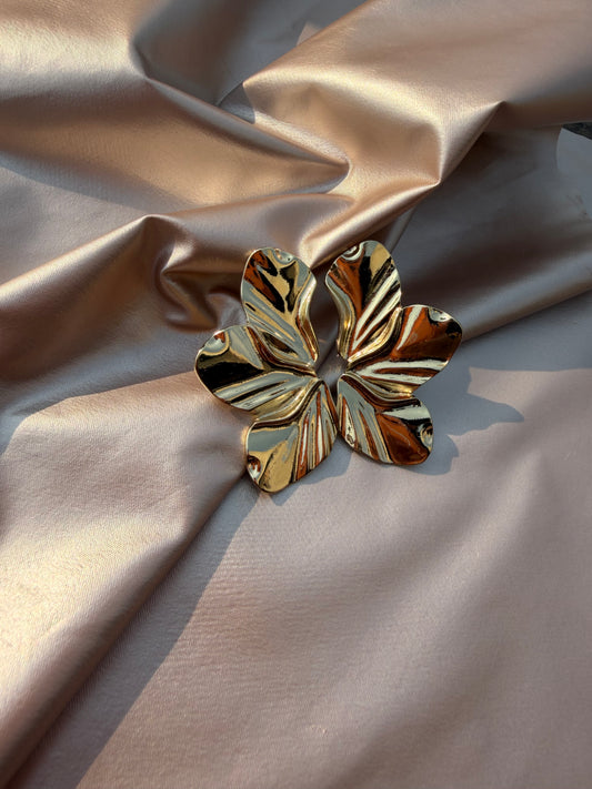 Asymmetric Metal Leaf Earring