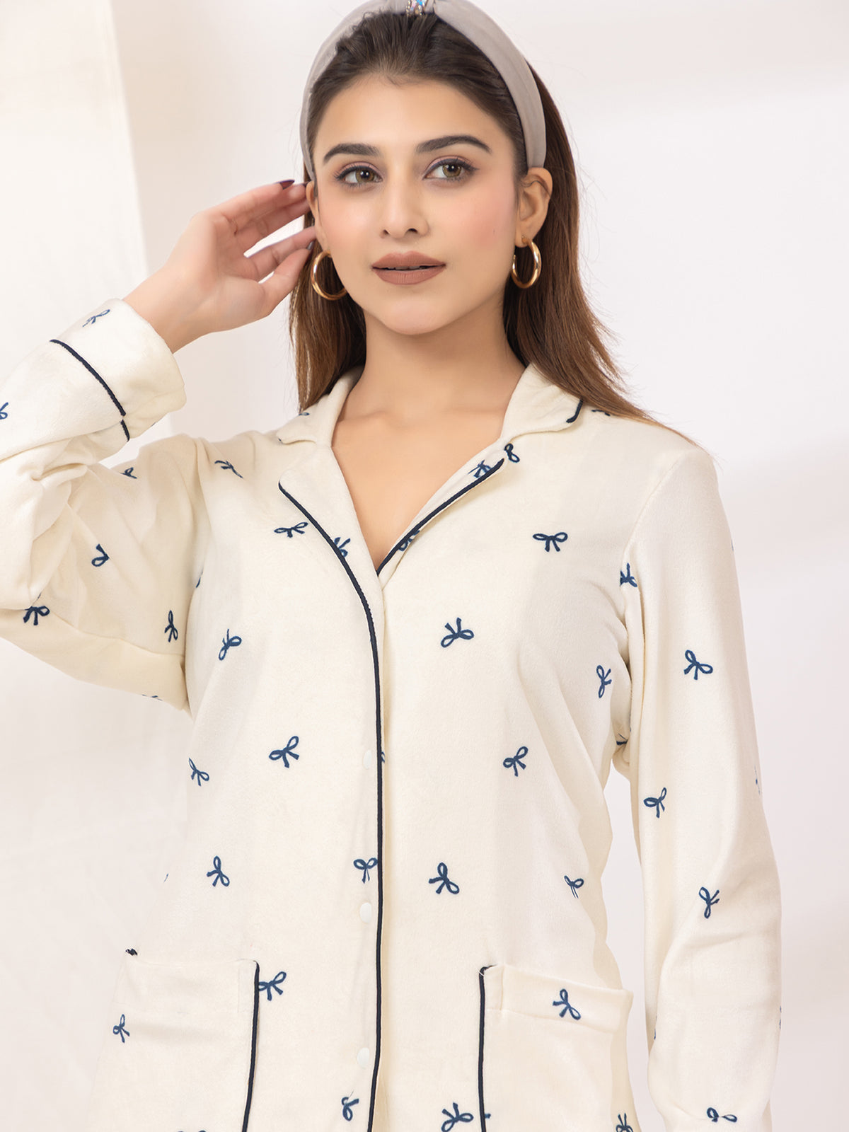 Moon Kiss Bow Night Suit